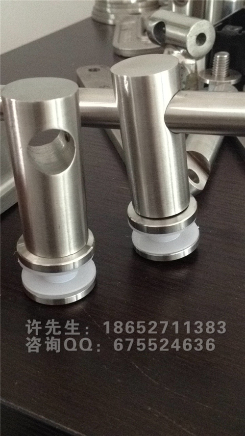 玻璃幕墙固定架车床件
